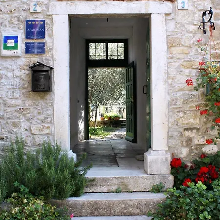 With Wifi Groznjan, Istria - Sredisnja Istra - 7038 Apartament