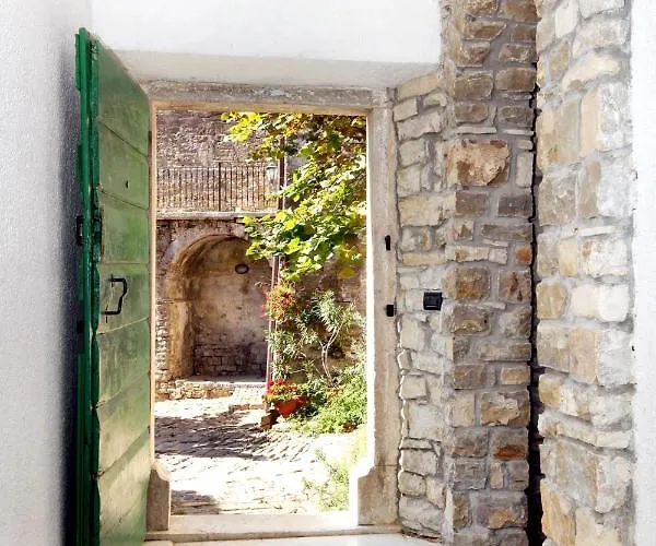 Apartament With Wifi Groznjan, Istria - Sredisnja Istra - 7038 Grožnjan