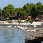 Apartments With Wifi Groznjan, Central Istria - Sredisnja Istra - 7038 Apartment Grožnjan